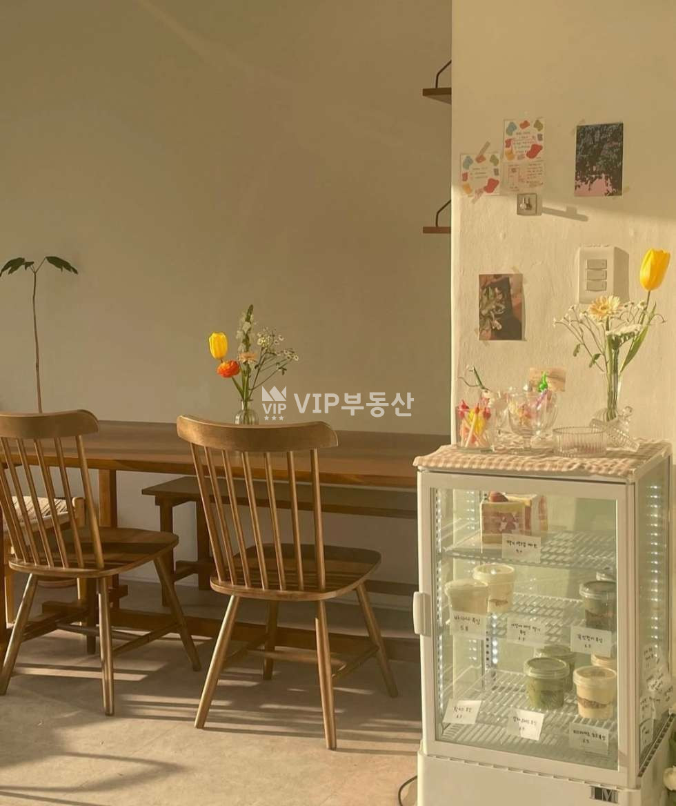 전북 전주완산구 서신동 서신동 매출 좋은 카페 양도양수(햇살맛집,인테리어맛집) 월세 매물번호 11127 사진 4