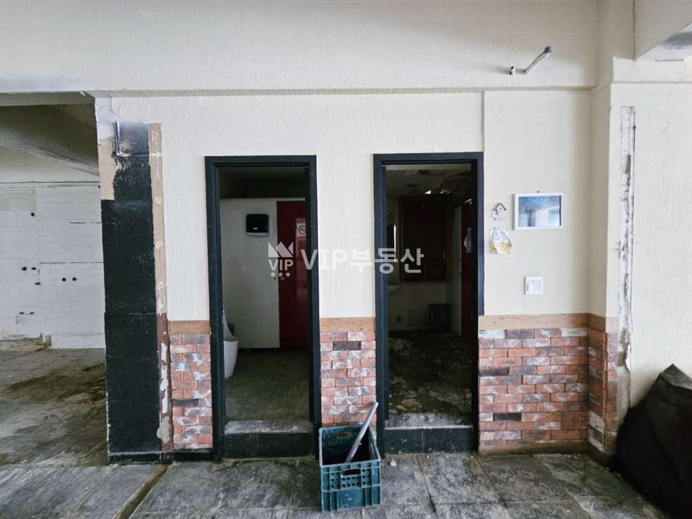 전북 전주덕진구 덕진동1가 전북대 구정문 무권리 2층 상가 월세 매물번호 11184 사진 4