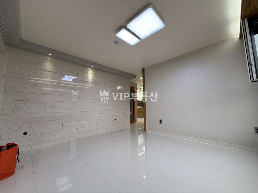 전북 전주완산구 효자동3가 효자동 넓고 예쁜 쓰리룸 일단 클릭후 구경하세요! 전세 매물번호 11243 사진 3
