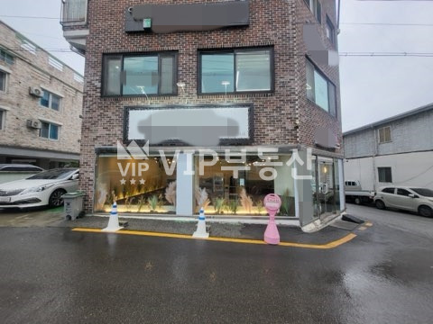 전북 전주완산구 중화산동2가 전주 중화산동에 위치한 코너 1층 상가임대 월세 매물번호 11607 사진 2