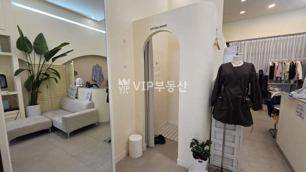 전북 전주완산구 효자동2가 전주 신시가지 옷가게 상가 임대 월세 매물번호 11889 사진 6