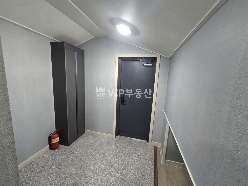 전북 전주덕진구 금암동 주건축물제1동 신정문 부근 미친 투룸 .먼저보시는분이 임자 입니다 월세 매물번호 11950 사진 2