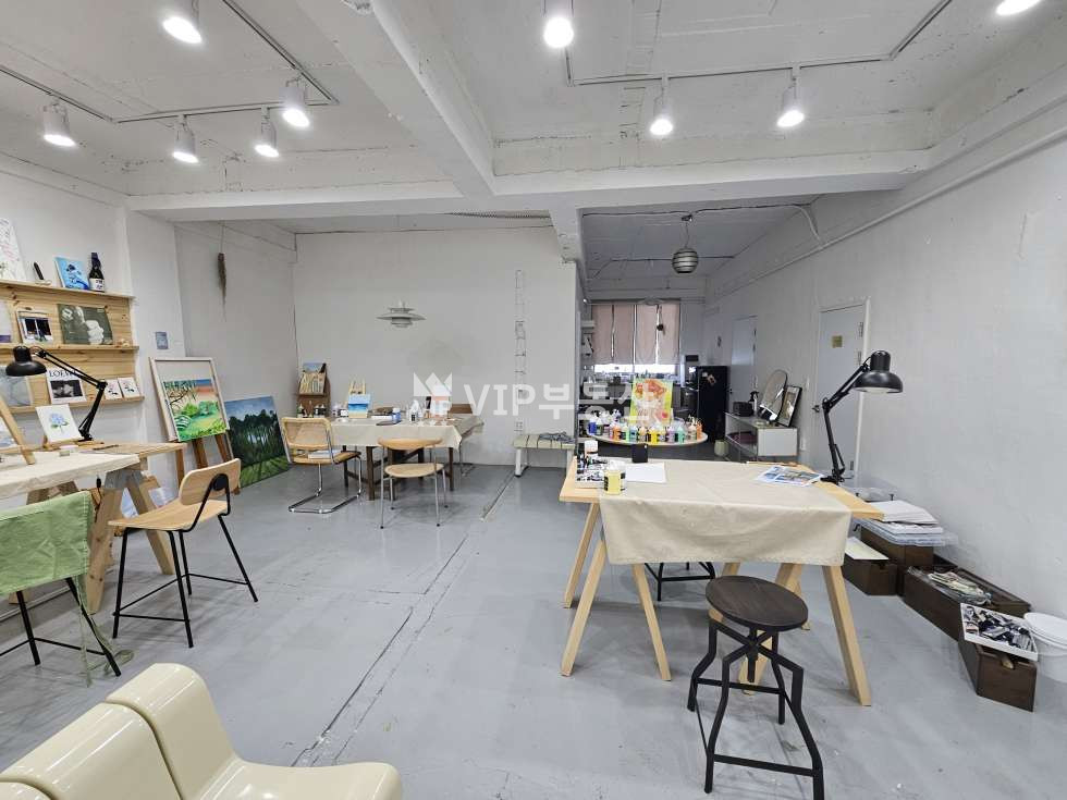 전북 전주완산구 중앙동1가 웨딩의거리 메인라인 2층임대 월세 매물번호 11272 사진 2