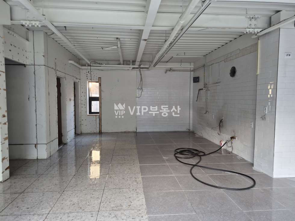 전북 전주완산구 고사동 전주 객사 깔끔한 1층 상가 추천드립니다! 월세 매물번호 12003 사진 1