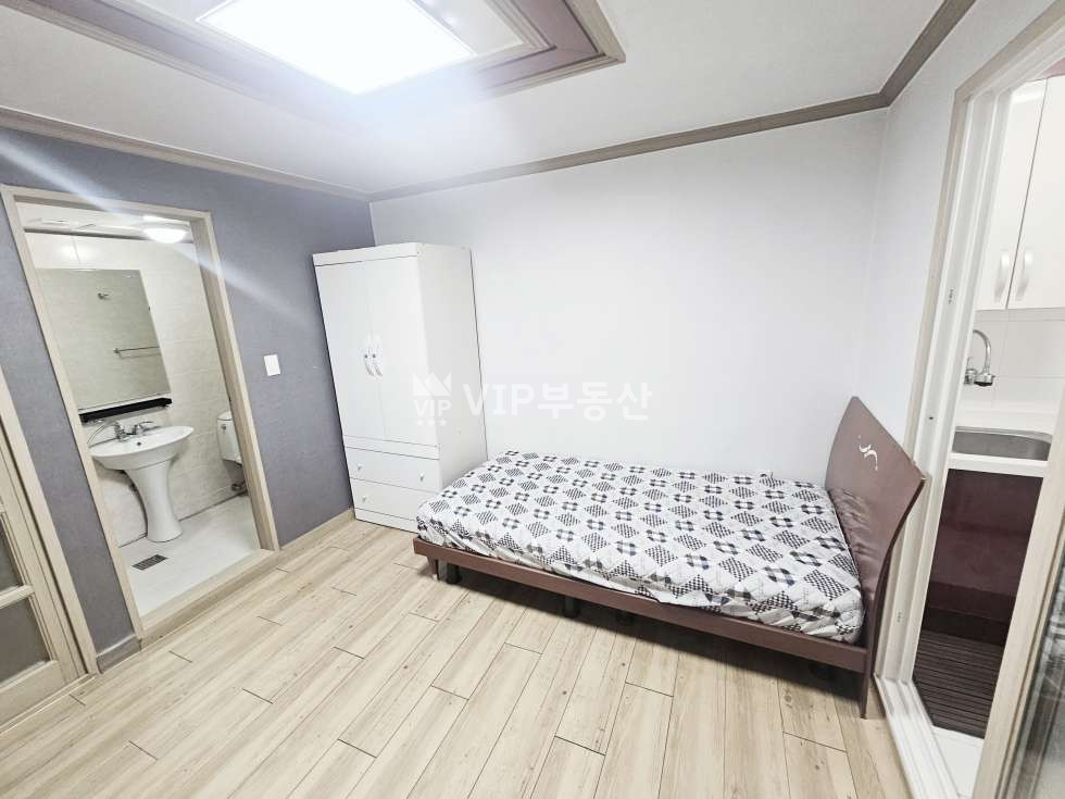 전북 전주덕진구 송천동2가 + 송북초 인근 원룸 + 풀옵션 + 즉시입주 월세 매물번호 12074 사진 2