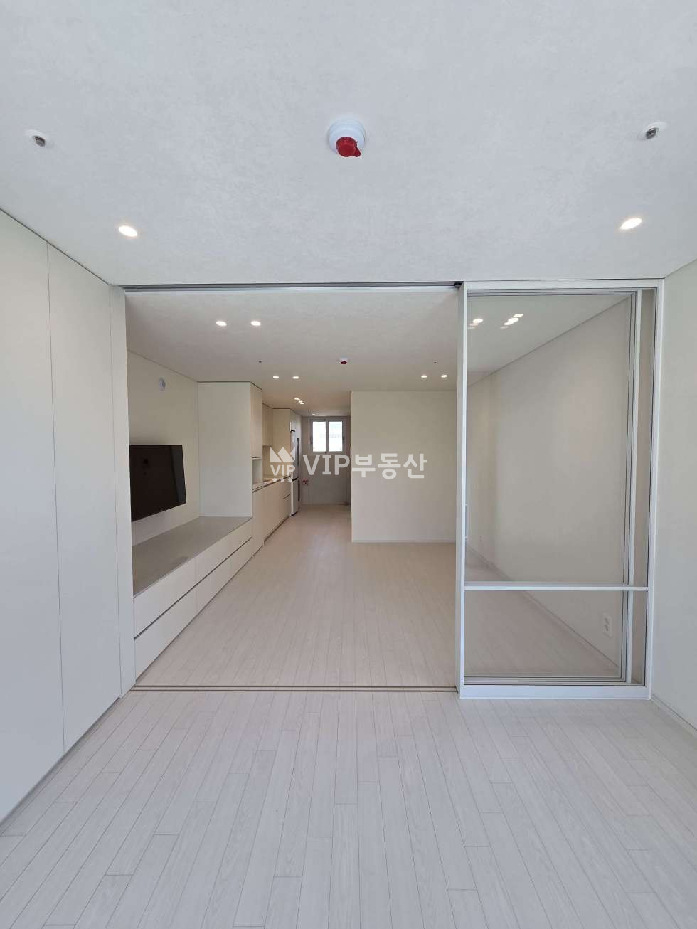 전북 완주군 삼례읍 수계리 1246-4 삼봉지구 신축 오피스텔 첫입주 삼봉파크뷰 월세 매물번호 12137 사진 1