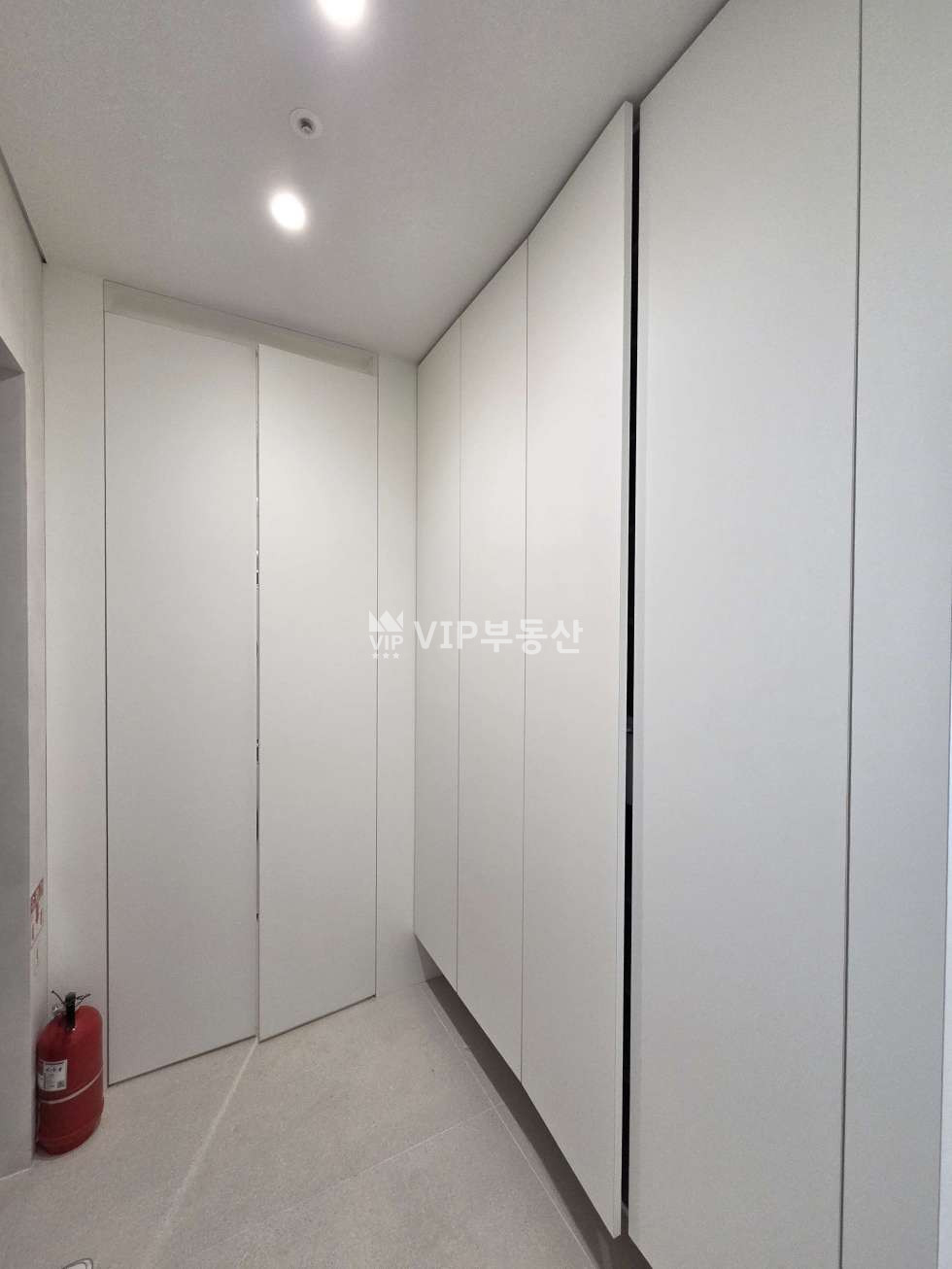 전북 완주군 삼례읍 수계리 1246-4 삼봉지구 오피스텔 첫입주 삼봉파크뷰 쓰리룸 타입 월세 매물번호 12138 사진 11