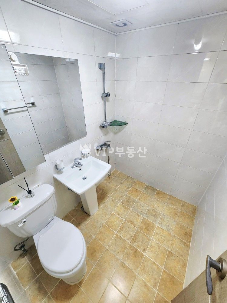 전북 완주군 삼례읍 삼례리 1761 1동 +삼례동신아파트 급매 + 올리모델링 + 즉시입주 매매 매물번호 12198 사진 9