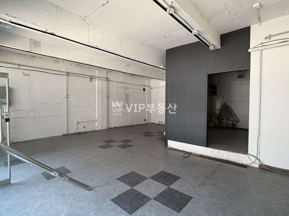 전북 전주완산구 삼천동1가 604-4 삼천동 유동인구 많은 상권 28평 무권리 상가 월세 매물번호 12268 사진 2
