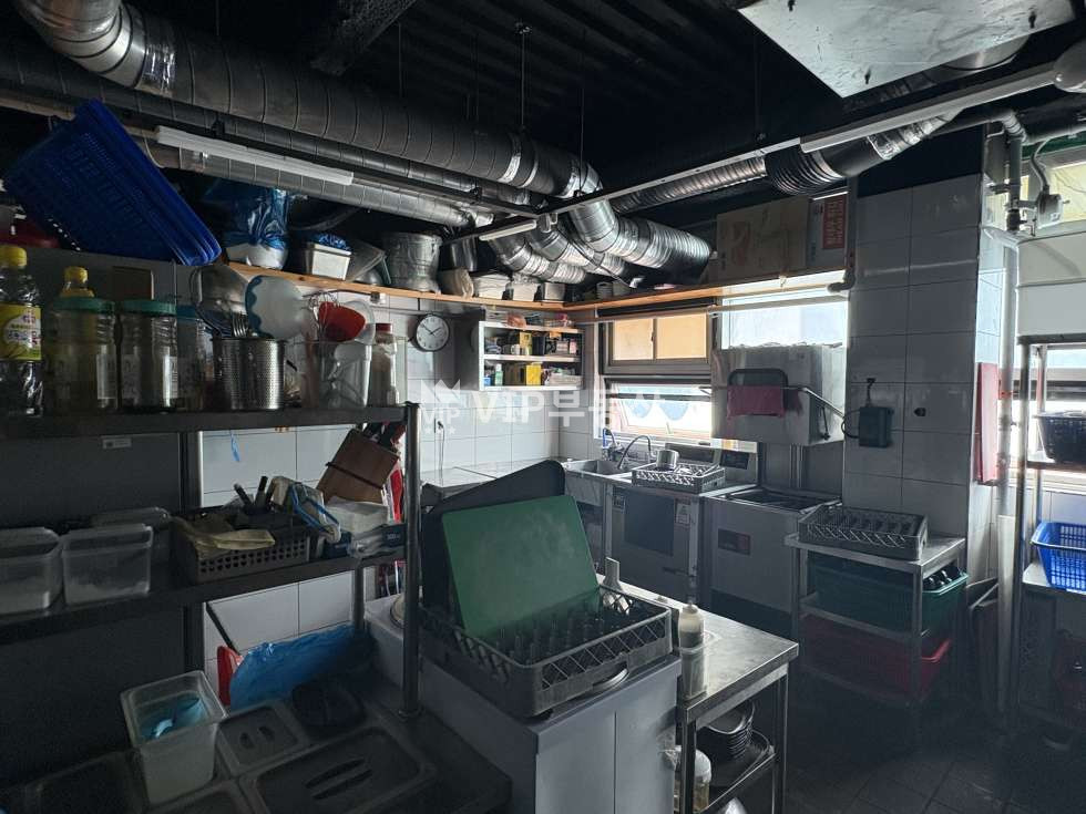 전북 전주완산구 삼천동1가 284-12 삼천동 먹자골목 메인 상권 80평 시설 완비 월세 매물번호 12271 사진 6
