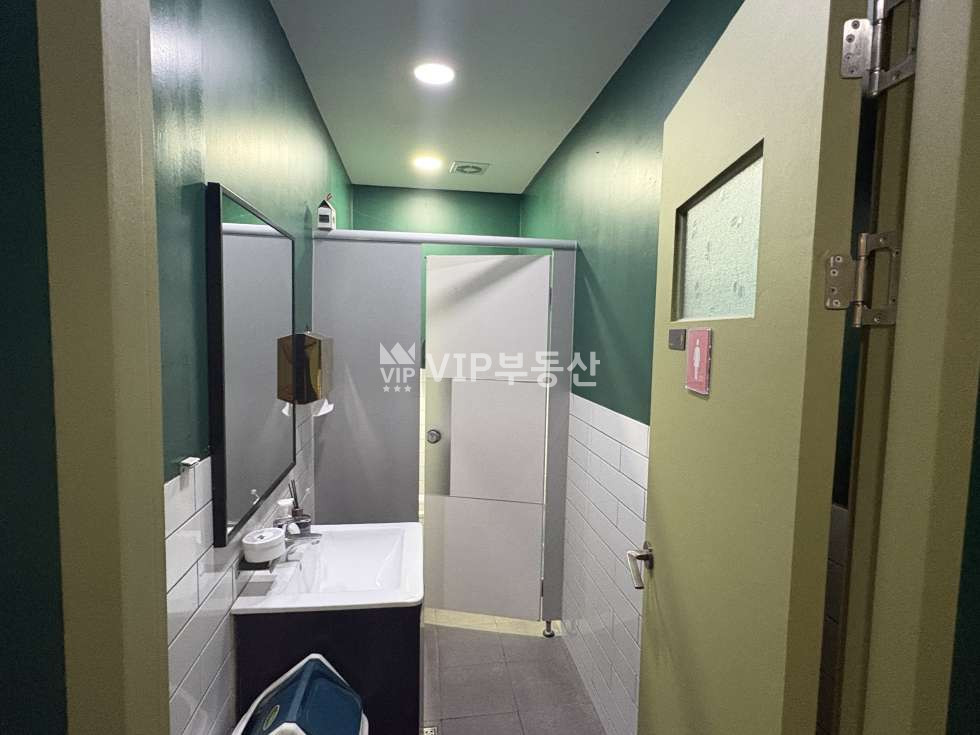 전북 전주완산구 삼천동1가 284-12 삼천동 먹자골목 메인 상권 80평 시설 완비 월세 매물번호 12271 사진 8