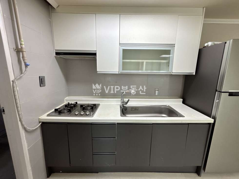 전북 전주완산구 효자동3가 효자동3가 쓰리룸｜24평 넓은 공간, 풀리모델링 월세 매물번호 12302 사진 8