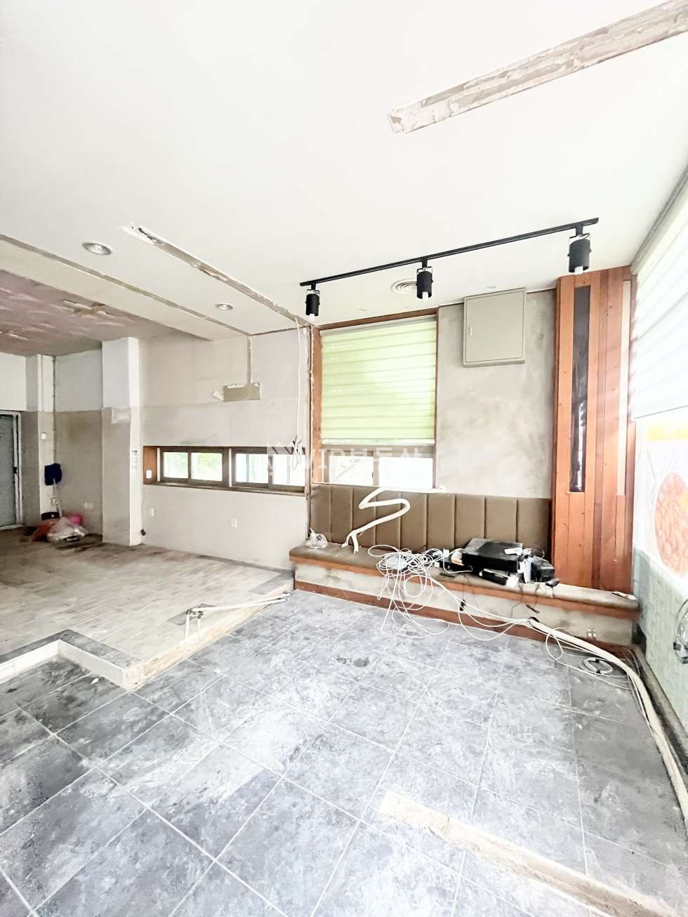 전북 전주완산구 효자동2가 효자동2가 무권리 점포 상가 즉시입주 가능 월세 매물번호 12422 사진 2