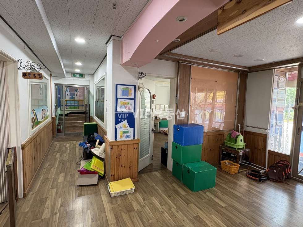 전북 전주완산구 중화산동2가 817-12 (에코어린이집) 중화산동2가 건물 전체 매매, 남향, 교육시설, 교회 밀집 상권 매매 매물번호 12466 사진 8