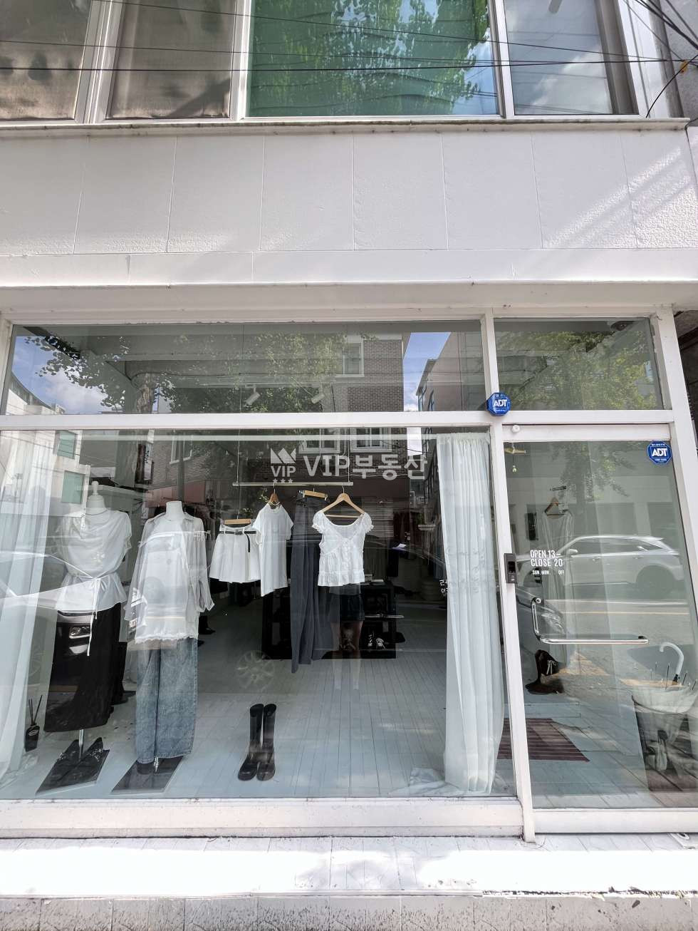 전북 전주완산구 서신동 서신동 옷가게 화이트톤 인테리어 양도 양수 임대 월세 매물번호 12476 사진 8