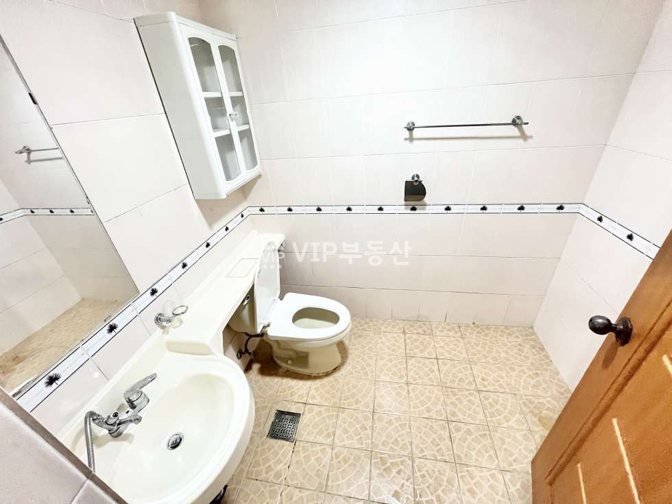 전북 전주덕진구 우아동2가 우아동 넓은 투룸 베란다 넓고 채광좋은 구조 즉시입주 가능 엘베있음 월세 매물번호 12586 사진 1