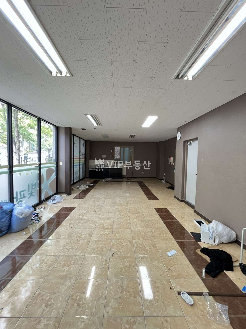 전북 전주완산구 효자동3가 효자동3가 무권리 상가 점포 임대 즉시입주 가능 대로변 상가 월세 매물번호 12624 사진 1