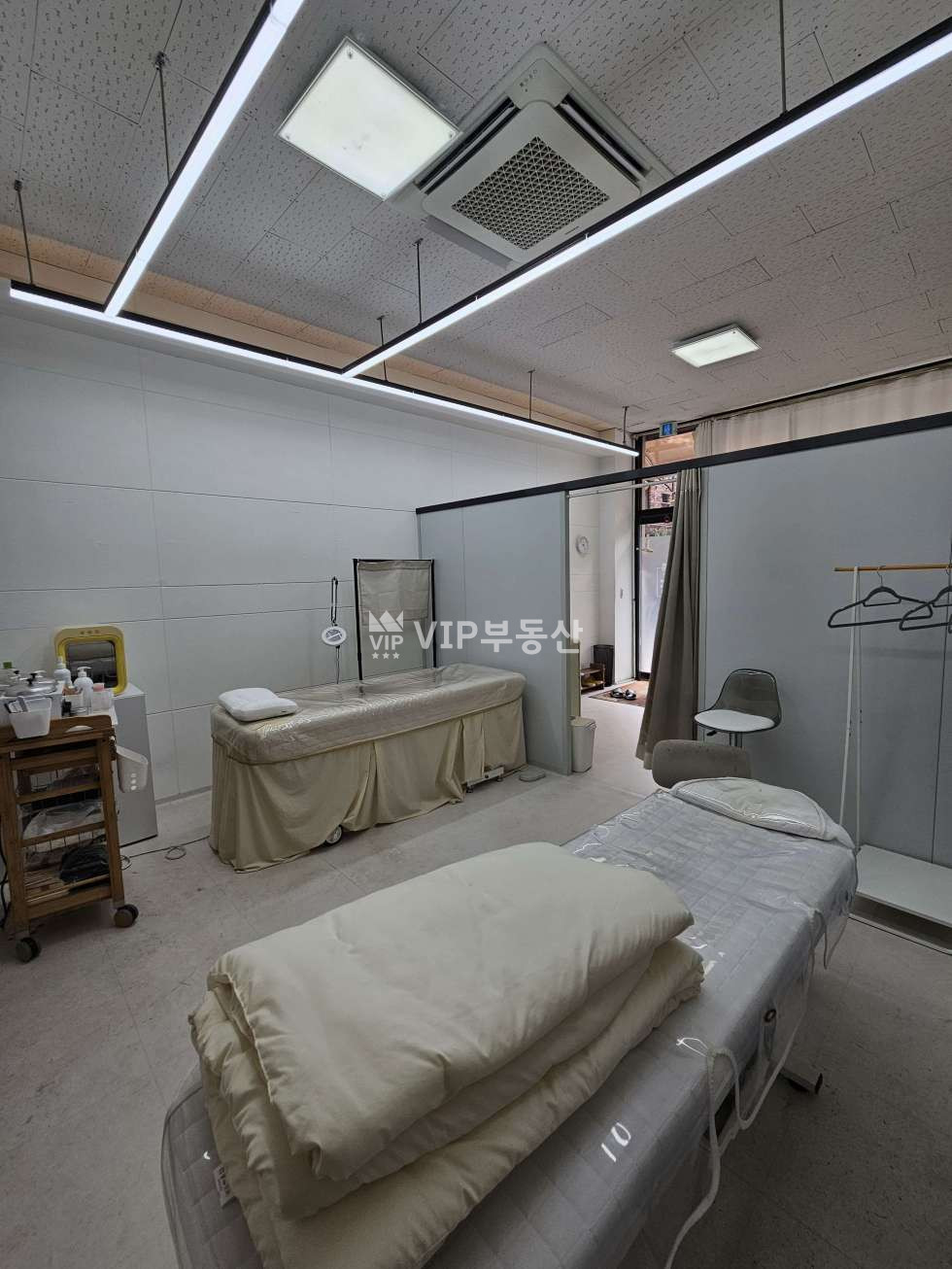 전북 전주완산구 효자동3가 V호남제일고V왁싱샵 양도양수V 월세 매물번호 12682 사진 4
