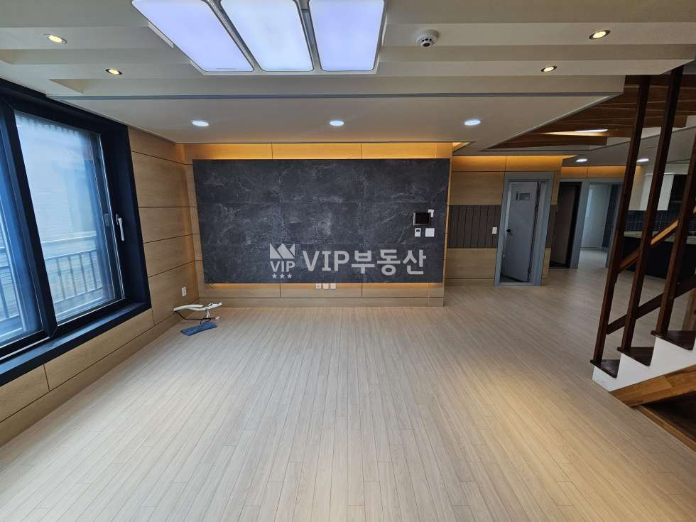 전북 전주덕진구 만성동 주건축물제1동 V연금공단V신축V주인세대V 월세 매물번호 12714 사진 1