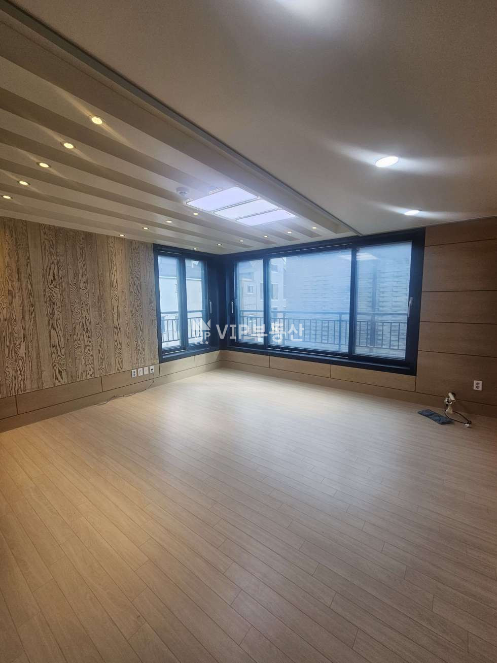 전북 전주덕진구 만성동 주건축물제1동 V연금공단V신축V주인세대V 월세 매물번호 12714 사진 2