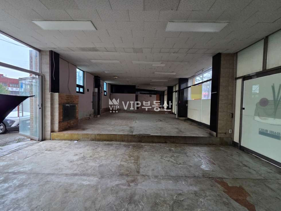 전북 전주덕진구 금암동 금암동 대라수아파트 도로변 1층 공실 상가임대 월세 매물번호 12820 사진 1