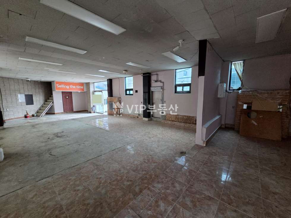 전북 전주덕진구 금암동 금암동 대라수아파트 도로변 1층 공실 상가임대 월세 매물번호 12820 사진 2