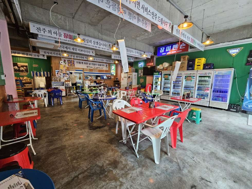전북 전주완산구 고사동 450-6 객리단길 40평대 희소성높은 상가임대 월세 매물번호 10838 사진 1