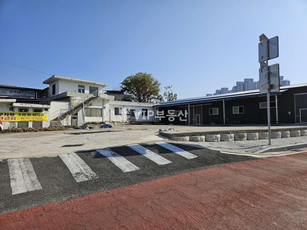 전북 완주군 삼례읍 후정리 246-8 삼례예술촌 인근 대지 넓은 건물매매 매매 매물번호 10967 사진 1