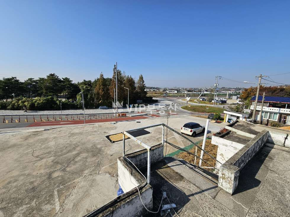 전북 완주군 삼례읍 후정리 246-8 삼례예술촌 인근 대지 넓은 건물매매 매매 매물번호 10967 사진 6