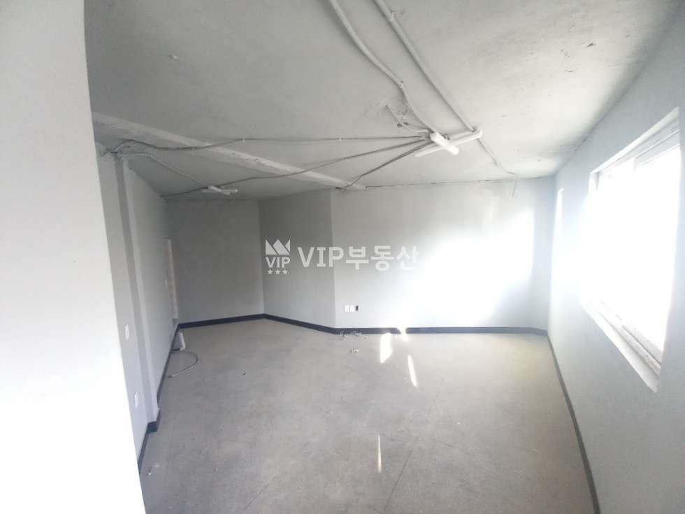 전북 전주완산구 전동 착한임대, 대로변 통 건물 카페, 감성건물 추천 월세 매물번호 10123 사진 4